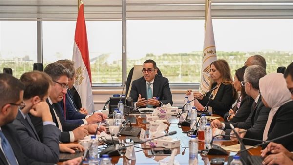 الاستثمار والتجارة الخارجية، مصر تتخذ خطوات حاسمة لتعزيز الت