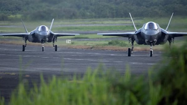 مقاتلات f-35 الأمريكية 