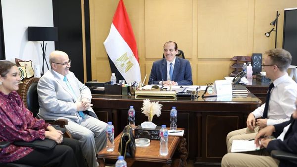 نائب وزير الصحة 
