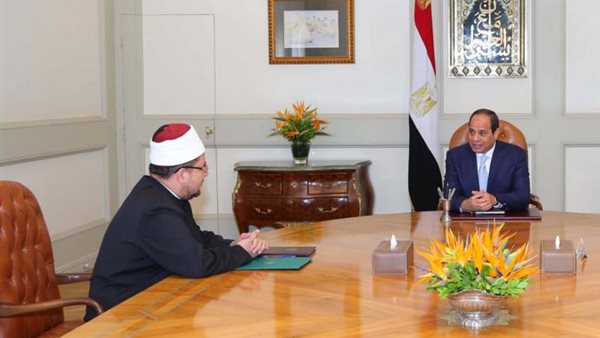 الرئيس السيسي ومختار جمعة 
