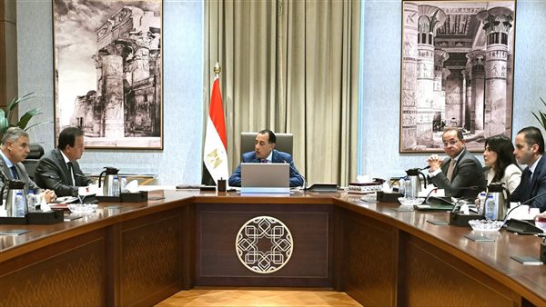 مدبولي: البدء على الفور في تطبيق منظومة التأمين الصحي الشامل