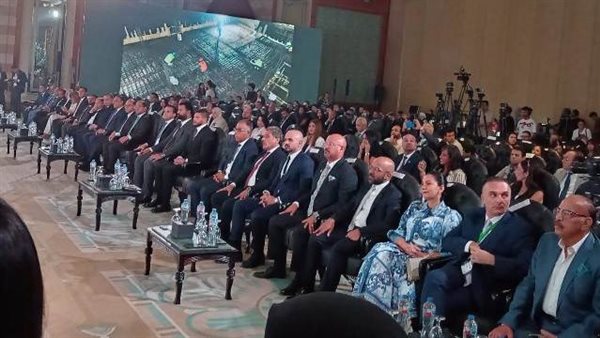 مصر تتأهب للضريبة الخضراء الأوروبية، الحكومة والقطاع الخاص ي