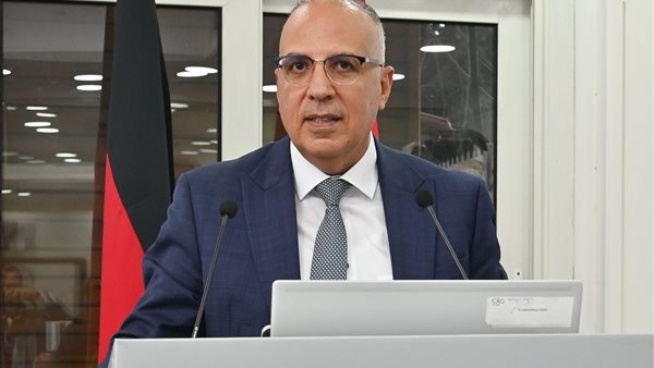 وزير الري