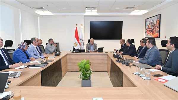 وزير الري ووكالة الفضاء المصرية 