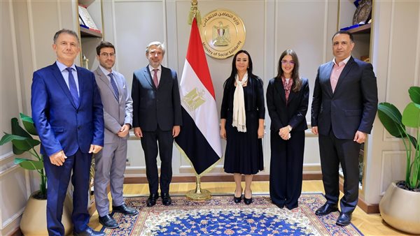 مايا مرسي تلتقي سفير إيطاليا بالقاهرة لتعزيز التعاون المشترك