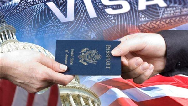 ترامب يفرض رسوما جديدة على تأشيرة H-1B بـ 100 ألف، ما القصة؟