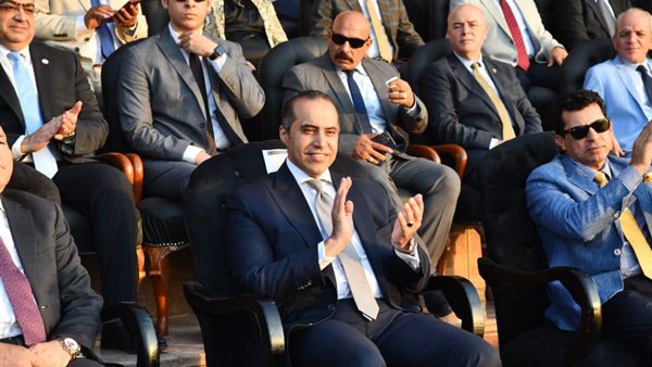 المستشار محمود فوزي، وزير الشؤون النيابية والقانونية