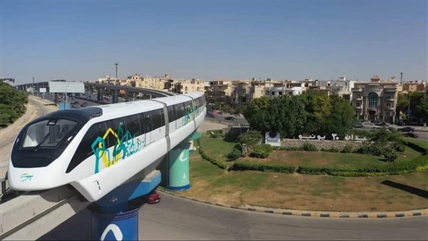 جانب من استمرار التشغيل التجريبي لمونوريل شرق النيل 