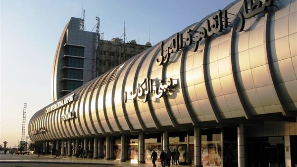 هل تتأثر حركة الطيران بمطار القاهرة