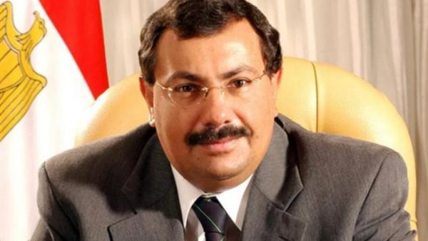 وزير الاتصالات الراحل طارق كامل يخلد في قاعة مشاهير الإنترنت