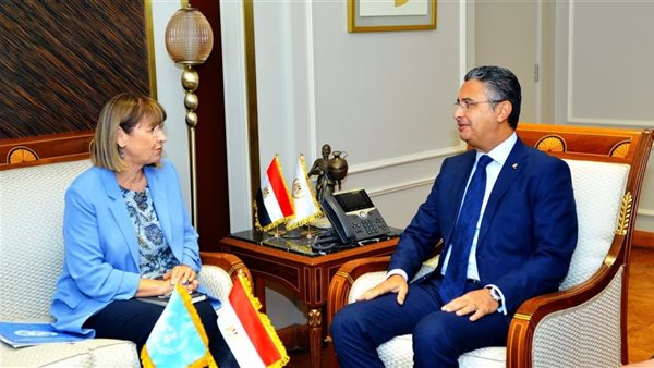 التموين والمنسقة المقيمة للأمم المتحدة في مصر لبحث سبل تحسين