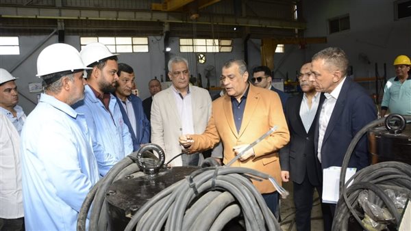 وزير الإنتاج الحربي: ننتج الطلمبات الغاطسة ويتم استخدامها فى