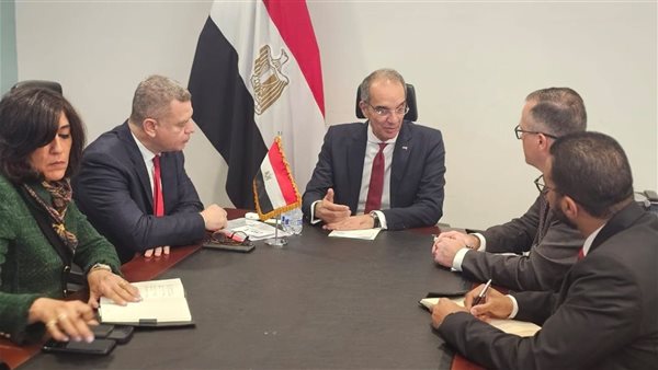 جانب من اجتماعات وزير الاتصالات مع الشركات الأمريكية 