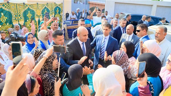 وزير التعليم يفتتح مدرسة فوزى الدهشورى ببلبيس 