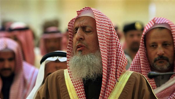 الديوان الملكي السعودي يعلن وفاة الشيخ عبد العزيز مفتي الممل