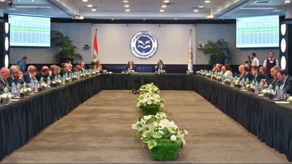 مصر تستهدف أفضل 50 عالميًا في تقرير "جاهزية الأعمال"