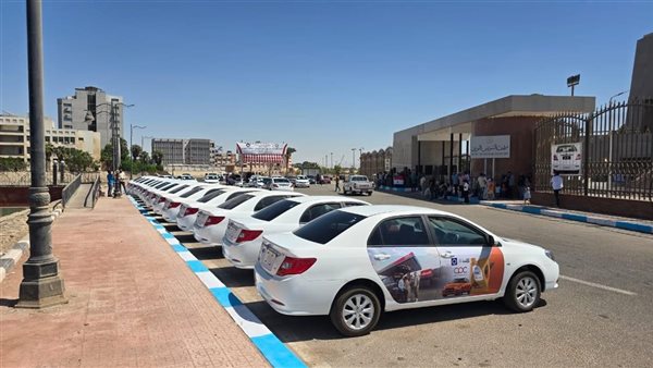 27 سيارة أجرة جديدة (تاكسي) بالسويس