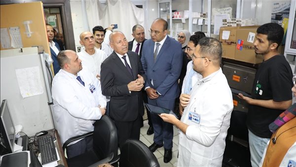 جانب من افتتاح محافظ القاهرة لمعهد التمريض بروض الفرج