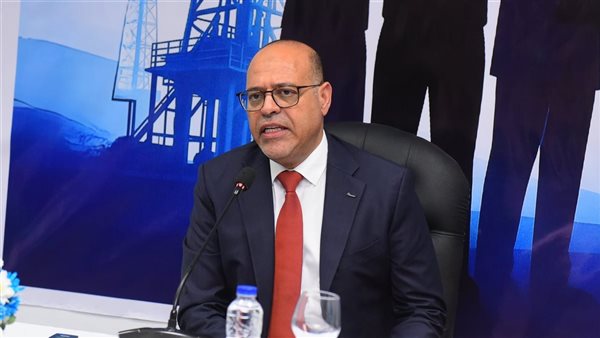 وزارة العمل: 60 فرصة عمل للفتيات بإحدى شركات القطاع الخاص