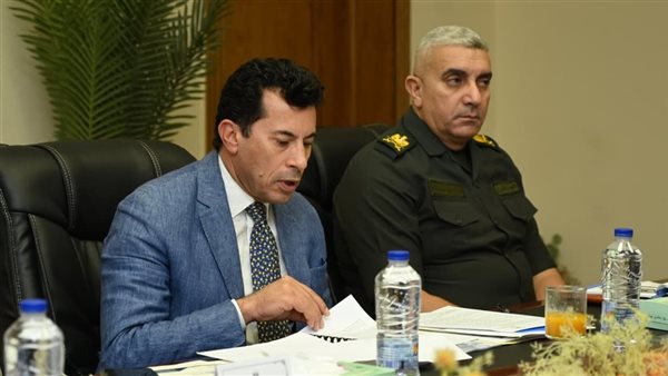 اجتماع وزير الرياضة ومجلس إدارة ستاد القاهرة