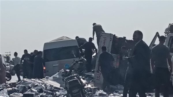 حادث تصادم  سيارة ميكروباص وسيارة  نقل أعلي دائري المنيب 