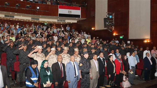 مشروع المواجهة والتجوال المسرحي