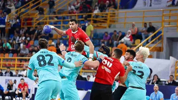 الأهلي وبرشلونة 