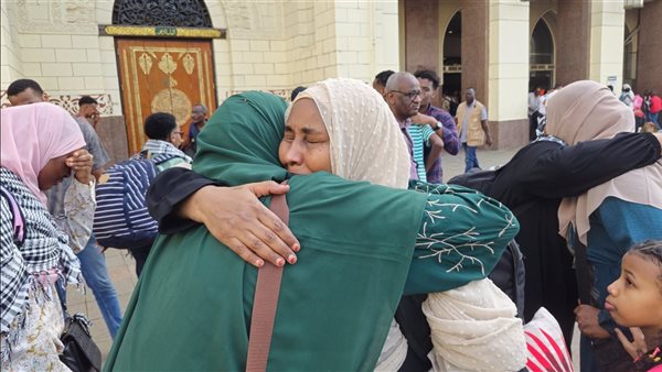جانب من انطلاق الرحلة الـ22 لقطارات العودة الطوعية