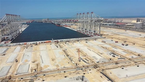 أحدث مشاهد جوية لمحطة حاويات تحيا مصر 1 بميناء دمياط