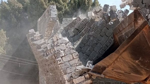 جانب من حملات إزالة التعديات على الأراضي الزراعية بالجيزة