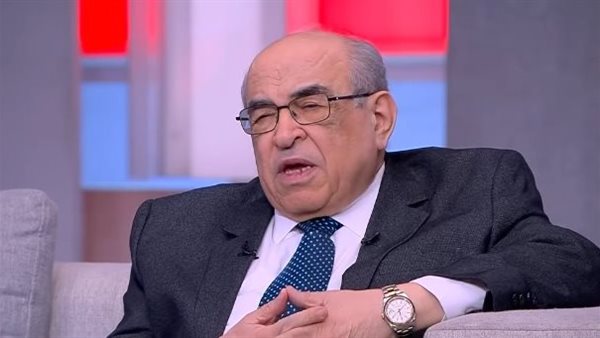 مصطفى الفقي 
