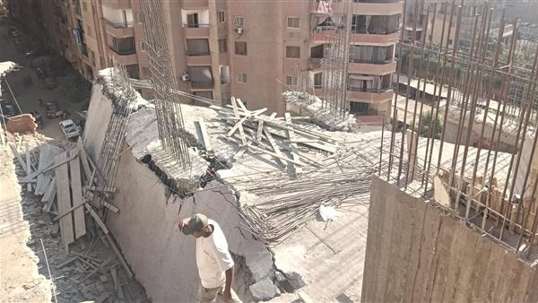 جانب من إزالة الأدوار المخالفة