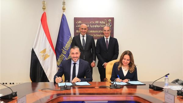 توقيع مذكرة تفاهم بين التعليم والاتصالات