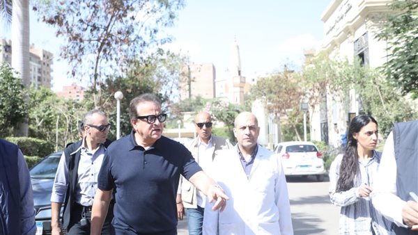 الدكتور خالد عبد الغفار وزير الصحة 