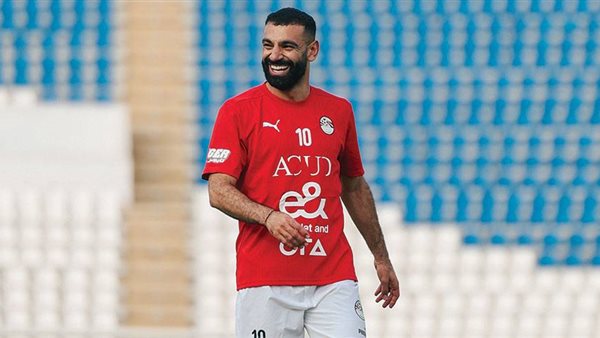  فيفا يتغنى بـ محمد صلاح