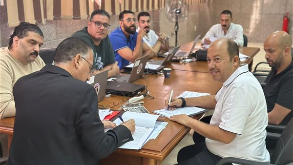 لجان رصد المرشحين بالانتخابات 