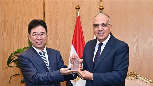 إدارة وتوزيع المياه ورفع كفاءة استخدامها