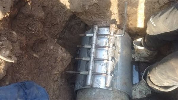 صورة إصلاح كسر خط المياه بشارع الهرم