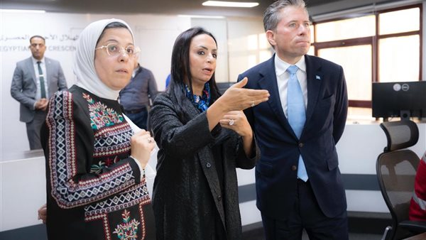 مايا مرسي وزيرة التضامن الاجتماعي مع "توم فليتشر"