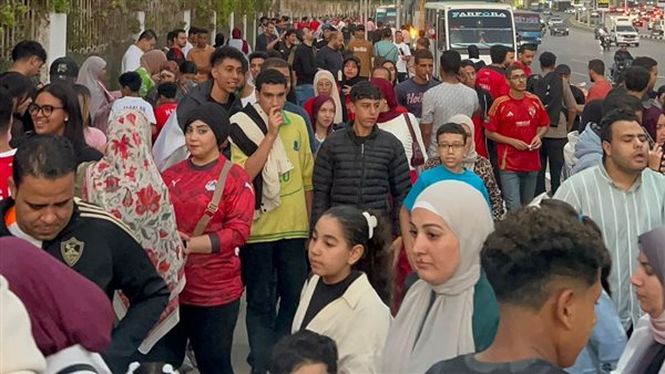 توافد جماهيري كبير على ستاد القاهرة 