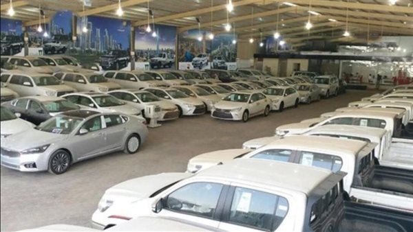 تخفيضات غير مسبوقة تضرب أسعار السيارات في مصر 2025