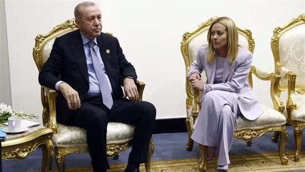 بعد تحذير أردوغان لـ ميلوني بشأن التدخين، إيطاليا تفتح تحقيق