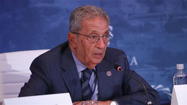 الدكتور عمرو موسى 