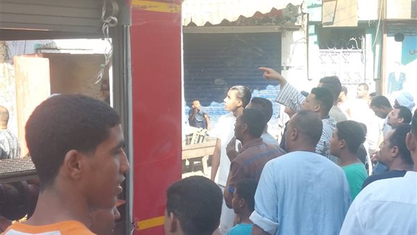 حريق ضخم داخل أحد المخابز الآلية بقنا