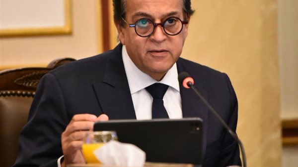 الدكتور خالد عبد الغفار وزير الصحة 