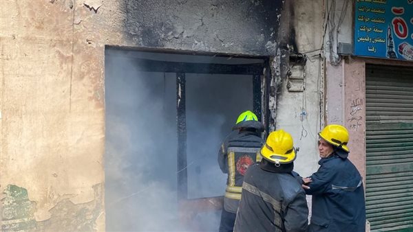 اندلاع حريق داخل محل حلاقة رجالي بمنطقة الظاهر بالقاهرة 