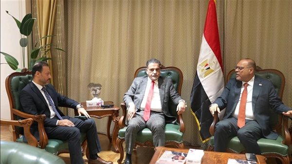 وزارة العمل وغرفة تجارة وصناعة قطر