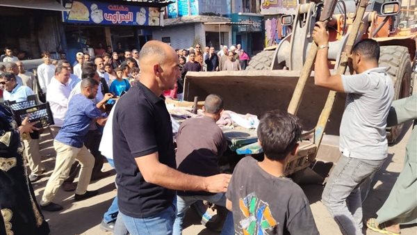 جانب من حملات إزالة الإشغالات والتعديات بالجيزة