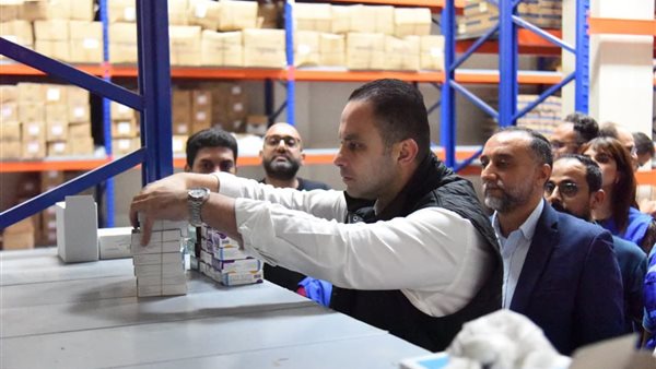 نائب وزير الصحة يتفقد مخازن الأدوية بشمال سيناء
