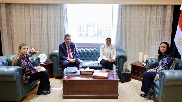 تمويل المشروعات المتوسطة والصغيرة ومتناهية الصغر
